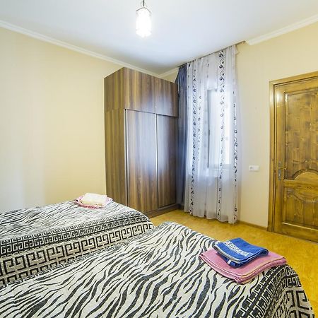Anastasia Guesthouse Borjomi Ngoại thất bức ảnh